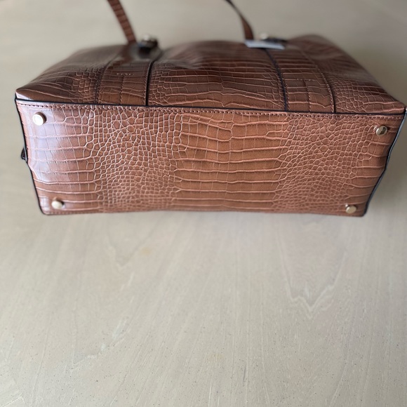 Alfani Tote in Brown crocodile - Picture 5 of 9